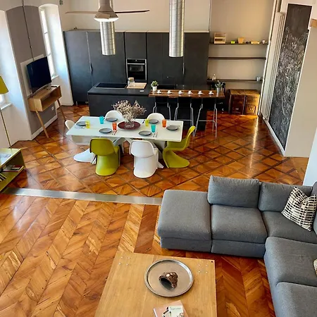 Appartement Piazza Della Valle Locazione Turistica